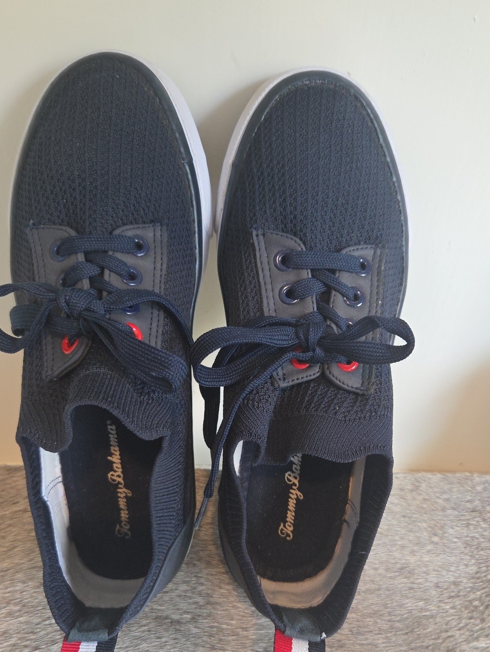 Tommy Bahama Womans Navy Knit Lace-Up Sneakers with Red Eyelet Accents
